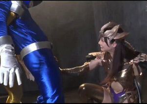 Ma Nữ Thao Túng Các Siêu Nhân Sentai Bằng Quyền Lực Ma Mị