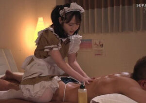 Nữ Hầu Gái Tinh Nghịch Và Bí Quyết Giữ Lửa Yêu