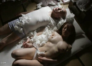 Cô Cháu Gái Hàng Xóm Và Ông Lão Cô Đơn