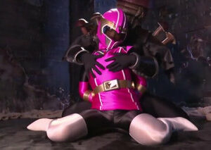 Chiến Binh Hồng Hồi Sinh Từ Vực Sâu